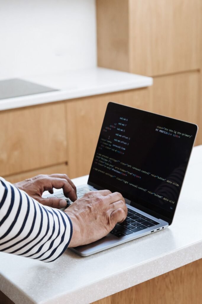 Comment un développeur freelance peut doubler sa productivité avec l&rsquo;IA
